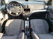 ✅ 2010 Chevrolet Aveo 1LT • VIN: KL1TD5DE4AB109000 • Lot: 47531665. Wystawiony na Copart z przebiegiem 101 636 mil. Bezpłatny archiwum sprzedaży aukcyjnych z USA i szczegółowy raport historii pojazdu na DreamBid. Zdjęcie 8.