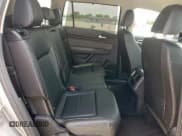 ✅ 2022 Volkswagen Atlas SE • VIN: 1V2DP2CA1NC563592 • Lot: 62454925. Listed on Copart with 110,453 mi. Free auction sales archive from the USA and detailed vehicle history report at DreamBid. Image 11.