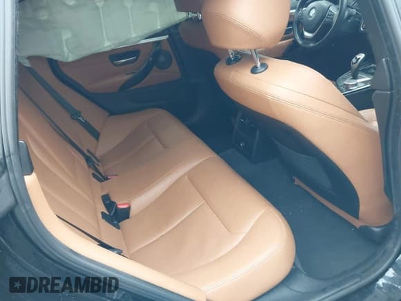 ✅ 2019 BMW 4 Series 440i • VIN: WBA4J5C53KBM65265 • Lot: 41720126. Listed on IAAI with 73,365 mi. Free auction sales archive from the USA and detailed vehicle history report at DreamBid. Image 8.