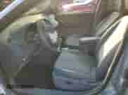 2004 Chevrolet Malibu LT z VIN 1G1ZU54834F122047, wystawiony jako Copart lot #65929704 z przebiegiem Nie podano mil oraz Czysty tytuł • Clean title. Historia ofert i sprzedaży dostępna na DreamBid. Obrazek 7.