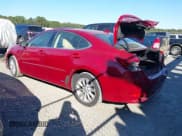 ✅ 2015 Lexus ES 300h • VIN: JTHBW1GG2F2079151 • Лот: 43595636. Опубликован ранее на IAAI с пробегом 98 209 миль. Бесплатный доступ к архиву аукционных продаж из США и подробный отчёт об истории автомобиля на DreamBid. Изображение 3.