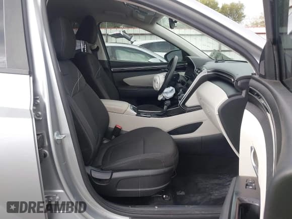 ✅ 2022 Hyundai Tucson SE • VIN: 5NMJA3AE6NH087083 • Lot: 43398051. Listed on IAAI with 60,432 mi. Free auction sales archive from the USA and detailed vehicle history report at DreamBid. Image 5.