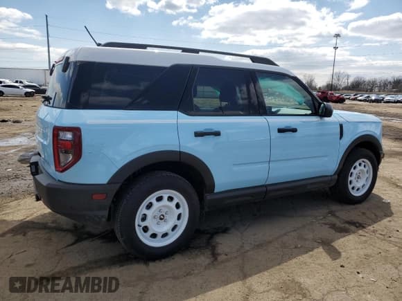 ✅ 2023 Ford Bronco Sport Heritage • VIN: 3FMCR9G60PRE03466 • Lot: 52785525. Listed on Copart with 26,174 mi. Free auction sales archive from the USA and detailed vehicle history report at DreamBid. Image 3.