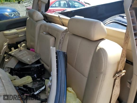 ✅ 2009 Chevrolet Silverado 2500HD LT • VIN: 1GCHK53669F177978 • Lot: 67154984. Wystawiony na Copart z przebiegiem Nie podano. Bezpłatny archiwum sprzedaży aukcyjnych z USA i szczegółowy raport historii pojazdu na DreamBid. Zdjęcie 12.