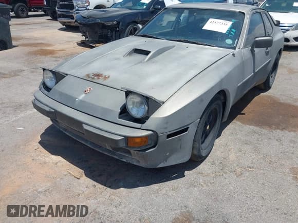✅ 1984 Porsche 944 • VIN: WP0AA0945EN455444 • Lot: 42577335. Wystawiony na IAAI z przebiegiem 36 528 mil. Bezpłatny archiwum sprzedaży aukcyjnych z USA i szczegółowy raport historii pojazdu na DreamBid. Zdjęcie 6.