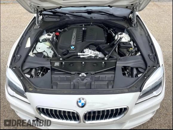 ✅ 2018 BMW 6 Series 640i xDrive • VIN: WBA6F3C50JD994XXX • Lot: 58546875. Wystawiony na Copart z przebiegiem 46 527 mil. Bezpłatny archiwum sprzedaży aukcyjnych z USA i szczegółowy raport historii pojazdu na DreamBid. Zdjęcie 7.