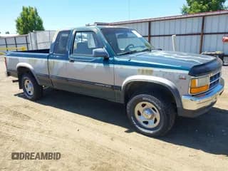 ✅ 1995 Dodge Dakota • VIN: 1B7GG23X5SS156637 • Лот: 42385520. Опубликован ранее на IAAI с пробегом 125 337 миль. Бесплатный доступ к архиву аукционных продаж из США и подробный отчёт об истории автомобиля на DreamBid. Изображение 1.