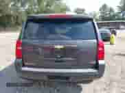 2015 Chevrolet Tahoe LT z VIN 1GNSCBKC3FR649211, wystawiony jako IAAI lot #43260542 z przebiegiem 88 436 mil mil oraz . Historia ofert i sprzedaży dostępna na DreamBid. Obrazek 17.