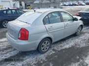 ✅ 2007 Hyundai Accent GLS • VIN: KMHCN46C07U141995 • Лот: 41258952. Опубликован ранее на IAAI с пробегом 232 601 миль. Бесплатный доступ к архиву аукционных продаж из США и подробный отчёт об истории автомобиля на DreamBid. Изображение 4.