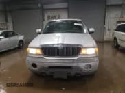 ✅ 1999 Lincoln Navigator • VIN: 5LMPU28A2XLJ31895 • Lot: 48531225. Listed on Copart with 170,944 mi. Free auction sales archive from the USA and detailed vehicle history report at DreamBid. Image 5.