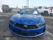 ✅ 2021 Chevrolet Camaro 1LT • VIN: 1G1FB3DS8M0110133 • Lot: 41772438. Wystawiony na IAAI z przebiegiem 53 700 mil. Bezpłatny archiwum sprzedaży aukcyjnych z USA i szczegółowy raport historii pojazdu na DreamBid. Zdjęcie 12.