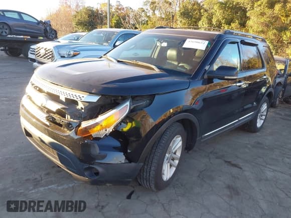 ✅ 2011 Ford Explorer XLT • VIN: 1FMHK7D81BGA63703 • Lot: 43690652. Wystawiony na IAAI z przebiegiem 196 102 mil. Bezpłatny archiwum sprzedaży aukcyjnych z USA i szczegółowy raport historii pojazdu na DreamBid. Zdjęcie 2.