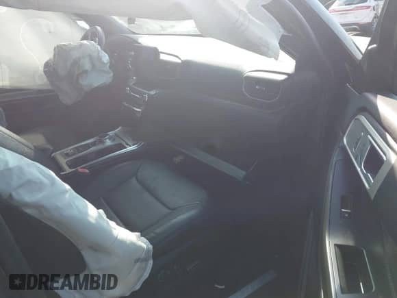 2020 Ford Explorer Limited with VIN 1FMSK8FH9LGC12630, listed as a IAAI auction lot 43241694 with 109,571 mi miles and . Bid and sale history available at DreamBid. Image 5.