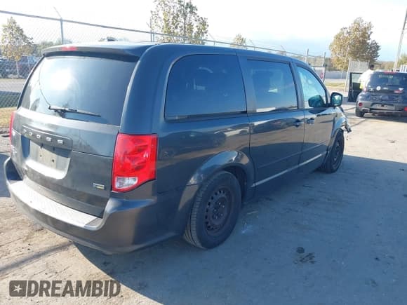 ✅ 2012 Dodge Grand Caravan SE • VIN: 2C4RDGBG8CR218079 • Lot: 43485664. Listed on IAAI with 216,367 mi. Free auction sales archive from the USA and detailed vehicle history report at DreamBid. Image 4.
