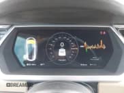 ✅ 2013 Tesla Model S Performance • VIN: 5YJSA1CP3DFP05886 • Lot: 43369959. Wystawiony na IAAI z przebiegiem 154 931 mil. Bezpłatny archiwum sprzedaży aukcyjnych z USA i szczegółowy raport historii pojazdu na DreamBid. Zdjęcie 7.