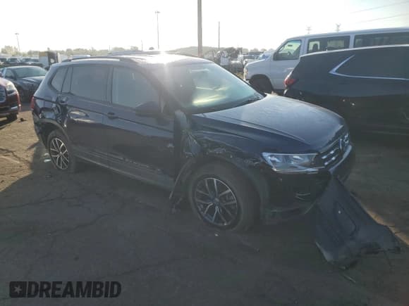 ✅ 2021 Volkswagen Tiguan S • VIN: 3VV0B7AX3MM008337 • Лот: 81031915. Опубликован ранее на Copart с пробегом 60 377 миль. Бесплатный доступ к архиву аукционных продаж из США и подробный отчёт об истории автомобиля на DreamBid. Изображение 4.