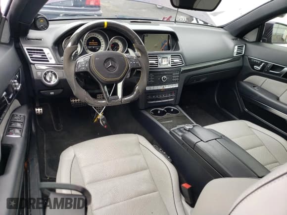 ✅ 2016 Mercedes-Benz E 550 • VIN: WDDKK7DF4GF346656 • Lot: 53821484. Listed on Copart with 71,958 mi. Free auction sales archive from the USA and detailed vehicle history report at DreamBid. Image 8.