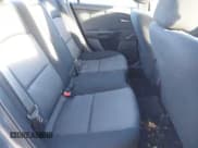 ✅ 2007 Mazda 3 i Sport • VIN: JM1BK12F771765771 • Lot: 41208925. Wystawiony na IAAI z przebiegiem 139 306 mil. Bezpłatny archiwum sprzedaży aukcyjnych z USA i szczegółowy raport historii pojazdu na DreamBid. Zdjęcie 8.