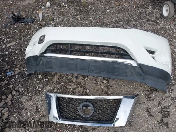 ✅ 2014 Nissan Pathfinder SL • VIN: 5N1AR2MN1EC617999 • Lot: 42224316. Listed on IAAI with 93,215 mi. Free auction sales archive from the USA and detailed vehicle history report at DreamBid. Image 12.