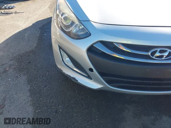 ✅ 2014 Hyundai Elantra • VIN: KMHD35LH8EU189953 • Lot: 43415981. Listed on IAAI with 145,878 mi. Free auction sales archive from the USA and detailed vehicle history report at DreamBid. Image 6.