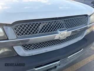 2005 Chevrolet Silverado 1500 Work Truck с VIN 1GCEC14V25Z110303, выставлен на аукционе IAAI как лот 42262599 с пробегом 131 466 миль миль и . История ставок и продаж доступна на DreamBid. Изображение 1.