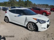 ✅ 2014 Hyundai Veloster • VIN: KMHTC6ADXEU214000 • Lot: 77680844. Wystawiony na Copart z przebiegiem 59 289 mil. Bezpłatny archiwum sprzedaży aukcyjnych z USA i szczegółowy raport historii pojazdu na DreamBid. Zdjęcie 4.
