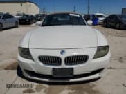 ✅ 2006 BMW Z4 3.0si • VIN: 4USBU53586LX00528 • Lot: 70445404. Wystawiony na Copart z przebiegiem 168 270 mil. Bezpłatny archiwum sprzedaży aukcyjnych z USA i szczegółowy raport historii pojazdu na DreamBid. Zdjęcie 5.