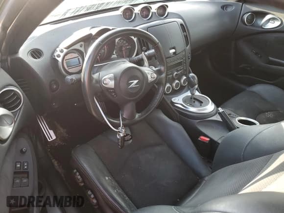 ✅ 2009 Nissan 370Z Touring • VIN: JN1AZ44E49M405908 • Лот: 74594204. Опубликован ранее на Copart с пробегом Не указан. Бесплатный доступ к архиву аукционных продаж из США и подробный отчёт об истории автомобиля на DreamBid. Изображение 8.