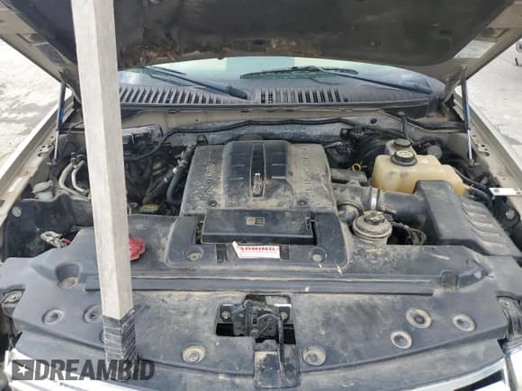 ✅ 2007 Lincoln Navigator • VIN: 5LMFU27517LJ04168 • Lot: 60284655. Wystawiony na Copart z przebiegiem 253 645 mil. Bezpłatny archiwum sprzedaży aukcyjnych z USA i szczegółowy raport historii pojazdu na DreamBid. Zdjęcie 12.