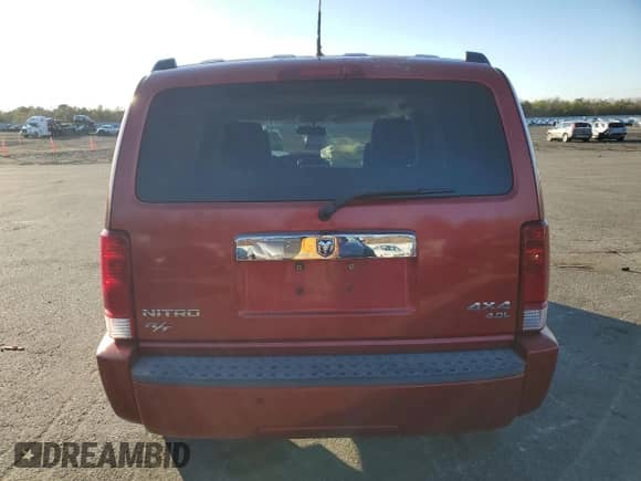 2008 Dodge Nitro R/T с VIN 1D8GU58638W141664, выставлен на аукционе Copart как лот 82419694 с пробегом 106 759 миль миль и Списание • Salvage title. История ставок и продаж доступна на DreamBid. Изображение 6.