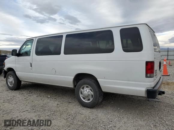 ✅ 2014 Ford Econoline Passenger XL • VIN: 1FBSS3BL5EDA46598 • Lot: 92429625. Listed on Copart with 54,483 mi. Free auction sales archive from the USA and detailed vehicle history report at DreamBid. Image 2.