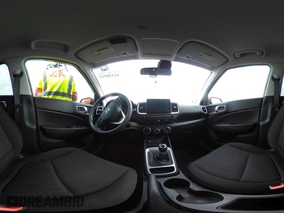 ✅ 2021 Hyundai Venue SE • VIN: KMHRB8A38MU118932 • Lot: 41938919. Listed on IAAI with 49,346 mi. Free auction sales archive from the USA and detailed vehicle history report at DreamBid. Image 18.