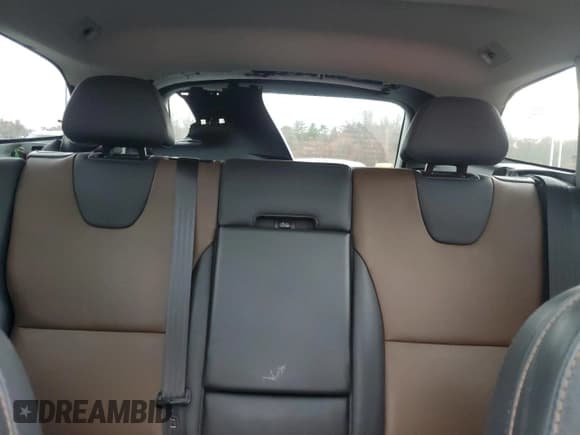 ✅ 2017 Volvo XC60 Dynamic • VIN: YV449MRR0H2031200 • Лот: 92637905. Опубликован ранее на Copart с пробегом 92 158 миль. Бесплатный доступ к архиву аукционных продаж из США и подробный отчёт об истории автомобиля на DreamBid. Изображение 10.