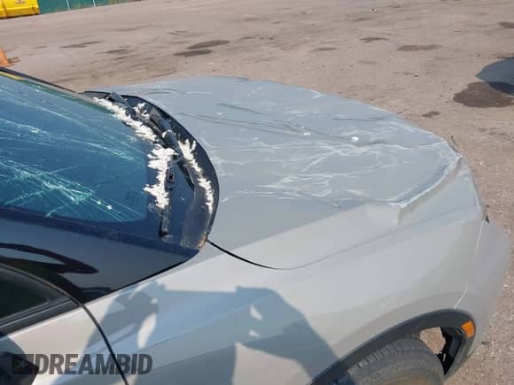 2021 Chevrolet Blazer LT z VIN 3GNKBHR46MS552048, wystawiony jako IAAI lot #42835039 z przebiegiem 60 757 mil mil oraz . Historia ofert i sprzedaży dostępna na DreamBid. Obrazek 19.