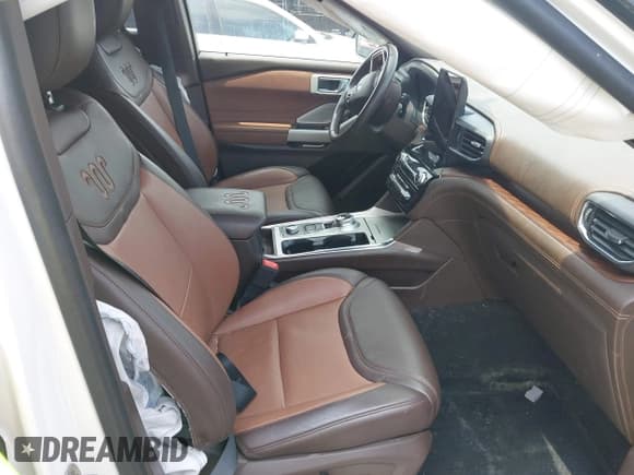 ✅ 2022 Ford Explorer King Ranch • VIN: 1FM5K8LC0NGA82617 • Лот: 42467881. Опубликован ранее на IAAI с пробегом 32 818 миль. Бесплатный доступ к архиву аукционных продаж из США и подробный отчёт об истории автомобиля на DreamBid. Изображение 5.