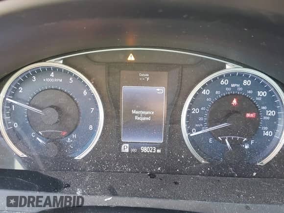 2017 Toyota Camry XLE z VIN 4T1BF1FK3HU739790, wystawiony jako IAAI lot #43380795 z przebiegiem 98 023 mil mil oraz . Historia ofert i sprzedaży dostępna na DreamBid. Obrazek 7.