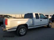 ✅ 1995 GMC Sierra 1500 • VIN: 2GTEC19K1S1516317 • Lot: 47131915. Wystawiony na Copart z przebiegiem 179 373 mil. Bezpłatny archiwum sprzedaży aukcyjnych z USA i szczegółowy raport historii pojazdu na DreamBid. Zdjęcie 3.
