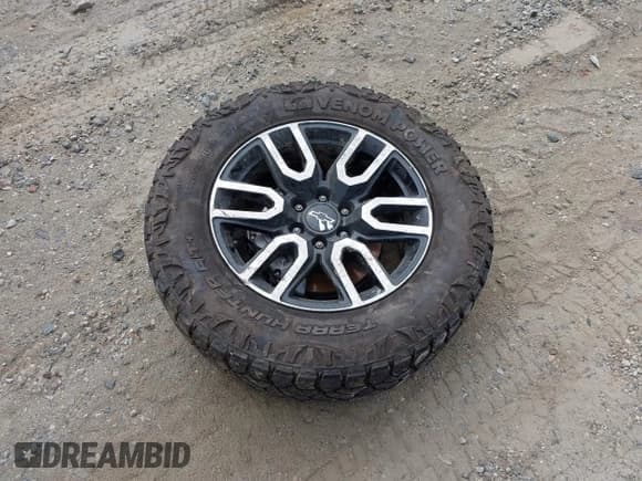 ✅ 2021 Chevrolet Silverado 1500 LTZ • VIN: 1GCUYGET8MZ143897 • Lot: 43296847. Wystawiony na IAAI z przebiegiem Nie podano. Bezpłatny archiwum sprzedaży aukcyjnych z USA i szczegółowy raport historii pojazdu na DreamBid. Zdjęcie 11.