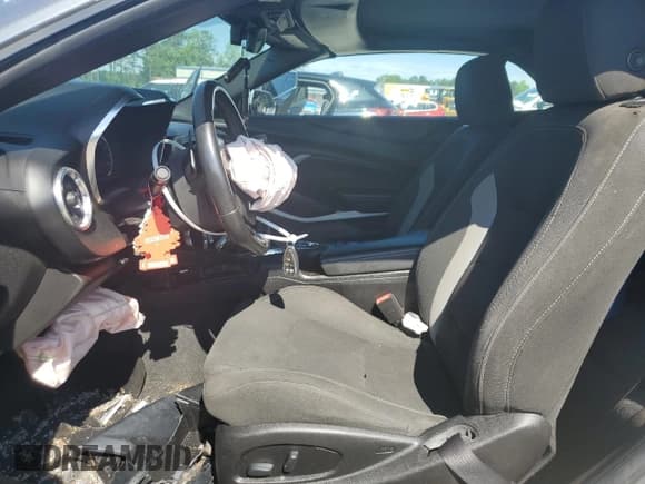 ✅ 2020 Chevrolet Camaro 1LT • VIN: 1G1FB3DXXL0104232 • Lot: 56117385. Listed on Copart with 59,751 mi. Free auction sales archive from the USA and detailed vehicle history report at DreamBid. Image 7.