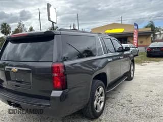 ✅ 2015 Chevrolet Suburban LT • VIN: 1GNSCJKCXFR502927 • Lot: 79323964. Wystawiony na Copart z przebiegiem 166 171 mil. Bezpłatny archiwum sprzedaży aukcyjnych z USA i szczegółowy raport historii pojazdu na DreamBid. Zdjęcie 4.