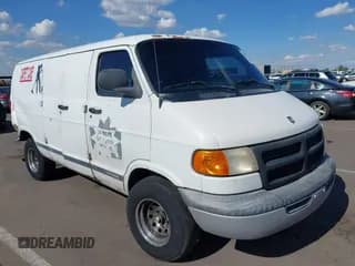 ✅ 1999 Dodge Cargo • VIN: 2B7HB11X4XK511413 • Lot: 42402407. Wystawiony na IAAI z przebiegiem 113 697 mil. Bezpłatny archiwum sprzedaży aukcyjnych z USA i szczegółowy raport historii pojazdu na DreamBid. Zdjęcie 1.