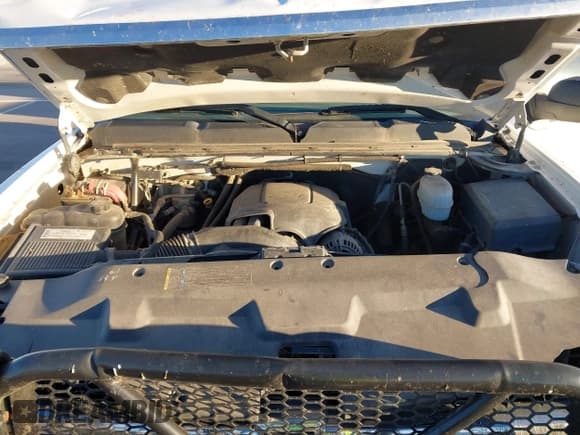 ✅ 2008 Chevrolet Silverado 2500HD Work Truck • VIN: 1GCHK29K68E146429 • Lot: 43489132. Wystawiony na IAAI z przebiegiem 248 399 mil. Bezpłatny archiwum sprzedaży aukcyjnych z USA i szczegółowy raport historii pojazdu na DreamBid. Zdjęcie 10.