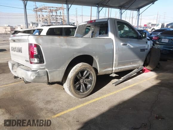 ✅ 2018 Ram 1500 Sport • VIN: 3C6JR7CT5JG244756 • Lot: 43282388. Listed on IAAI with 36,737 mi. Free auction sales archive from the USA and detailed vehicle history report at DreamBid. Image 4.