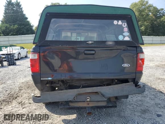 ✅ 2005 Ford Ranger XL • VIN: 1FTYR14U65PA45583 • Лот: 82071465. Опубликован ранее на Copart с пробегом 276 109 миль. Бесплатный доступ к архиву аукционных продаж из США и подробный отчёт об истории автомобиля на DreamBid. Изображение 6.