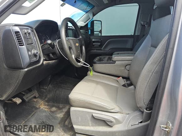 ✅ 2018 Chevrolet Silverado 2500HD Work Truck • VIN: 1GC2CUEG9JZ218898 • Lot: 52638265. Listed on Copart with 129,959 mi. Free auction sales archive from the USA and detailed vehicle history report at DreamBid. Image 5.
