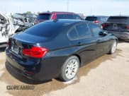✅ 2018 BMW 3 Series 320i xDrive • VIN: WBA8E5G59JNU47947 • Лот: 42952047. Опубликован ранее на IAAI с пробегом 112 781 миль. Бесплатный доступ к архиву аукционных продаж из США и подробный отчёт об истории автомобиля на DreamBid. Изображение 4.