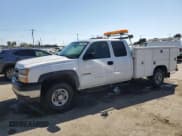 ✅ 2006 Chevrolet Silverado 1500 • VIN: 1GBHC29U16E253470 • Лот: 60060335. Опубликован ранее на Copart с пробегом 131 617 миль. Бесплатный доступ к архиву аукционных продаж из США и подробный отчёт об истории автомобиля на DreamBid. Изображение 1.