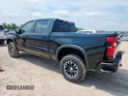 ✅ 2025 Chevrolet Silverado 1500 • VIN: 3GCUKHE89SG170865 • Лот: 67275165. Опубликован ранее на Copart с пробегом 6 272 миль. Бесплатный доступ к архиву аукционных продаж из США и подробный отчёт об истории автомобиля на DreamBid. Изображение 2.