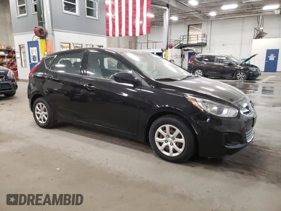✅ 2012 Hyundai Accent GS • VIN: KMHCT5AE2CU026314 • Лот: 75006934. Опубликован ранее на Copart с пробегом 97 130 миль. Бесплатный доступ к архиву аукционных продаж из США и подробный отчёт об истории автомобиля на DreamBid. Изображение 4.