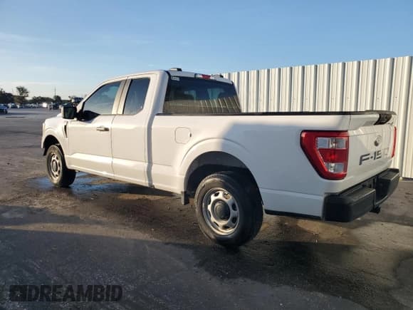 ✅ 2022 Ford F-150 XL • VIN: 1FTEX1CB2NKE64553 • Lot: 62641825. Listed on Copart with 37,988 mi. Free auction sales archive from the USA and detailed vehicle history report at DreamBid. Image 2.